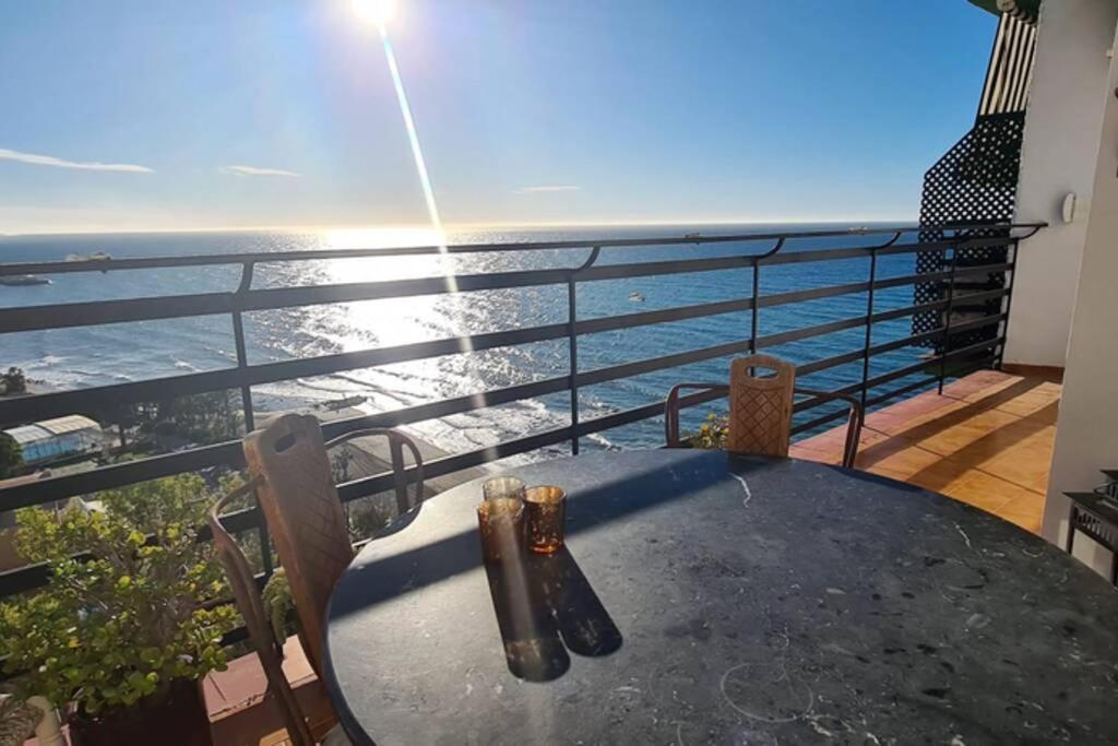 Apartamento Lujoso Y Moderno Vistas Panoramicas Al Mar マルベーリャ エクステリア 写真