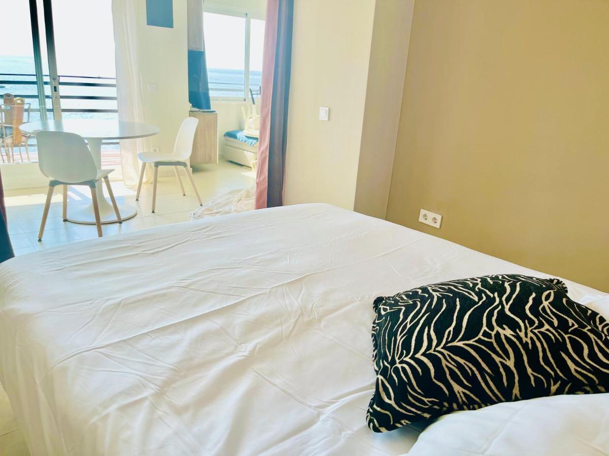 Apartamento Lujoso Y Moderno Vistas Panoramicas Al Mar マルベーリャ エクステリア 写真